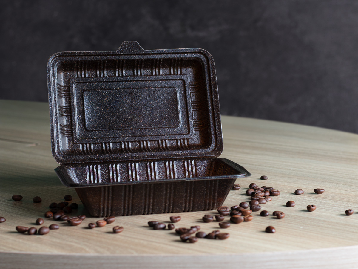 Reshaping the Plastic Industry with Biobased and Biodegradable Plastics - food container