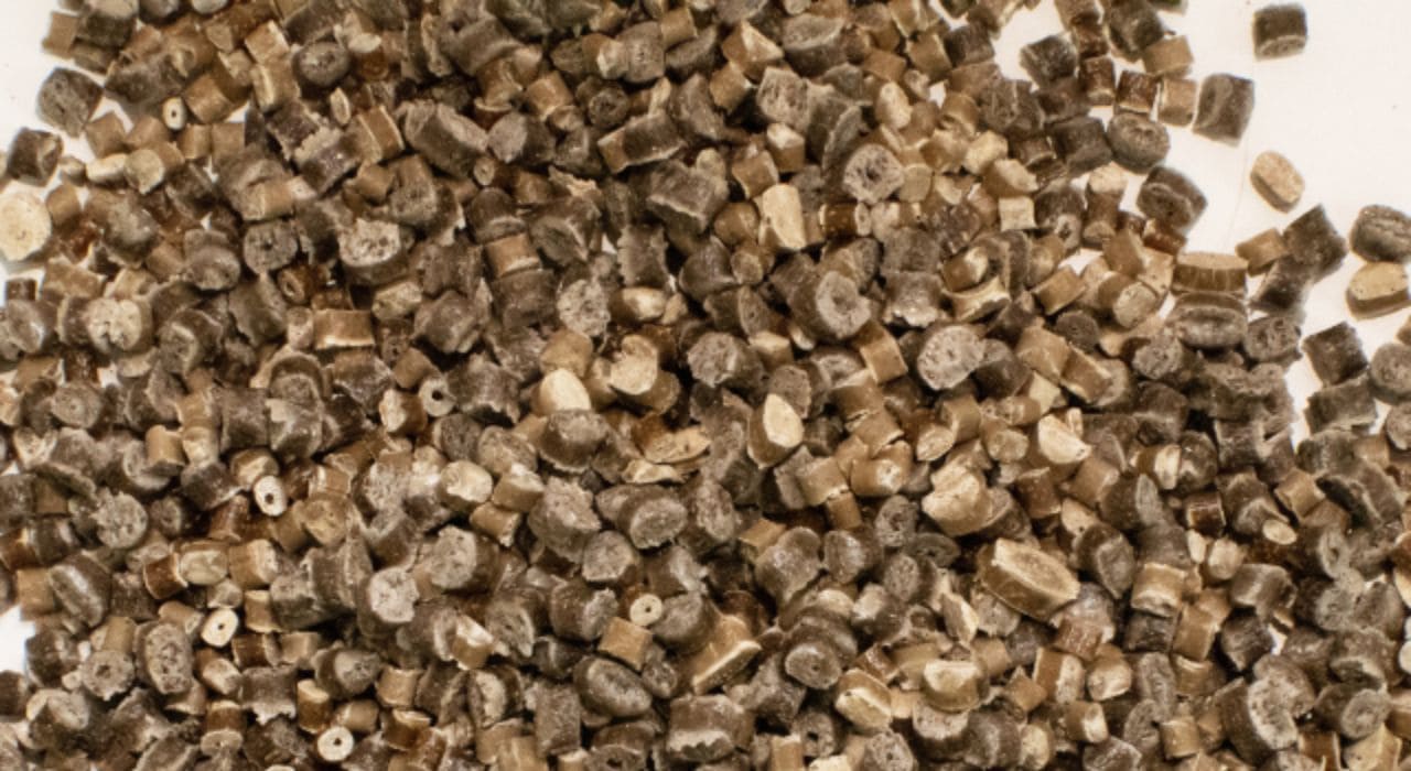Embracing the Era of Negative Carbon - From Emissions to Solutions - Plant-based plastic